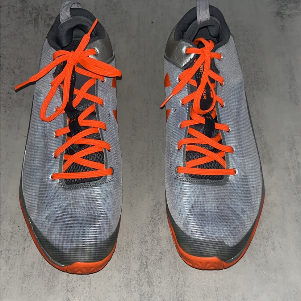 MENS Under Armour Silver and Orange Athletic Sneakers - Picture 4 of 9